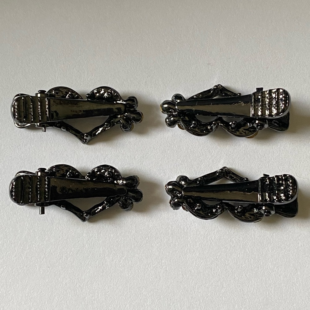 Black Rhinestone Heart Hair Clips (4) - Picture 4 of 5